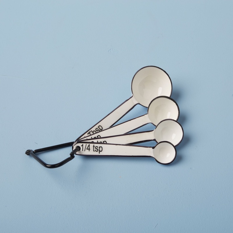 Harlow Measuring Spoons, White