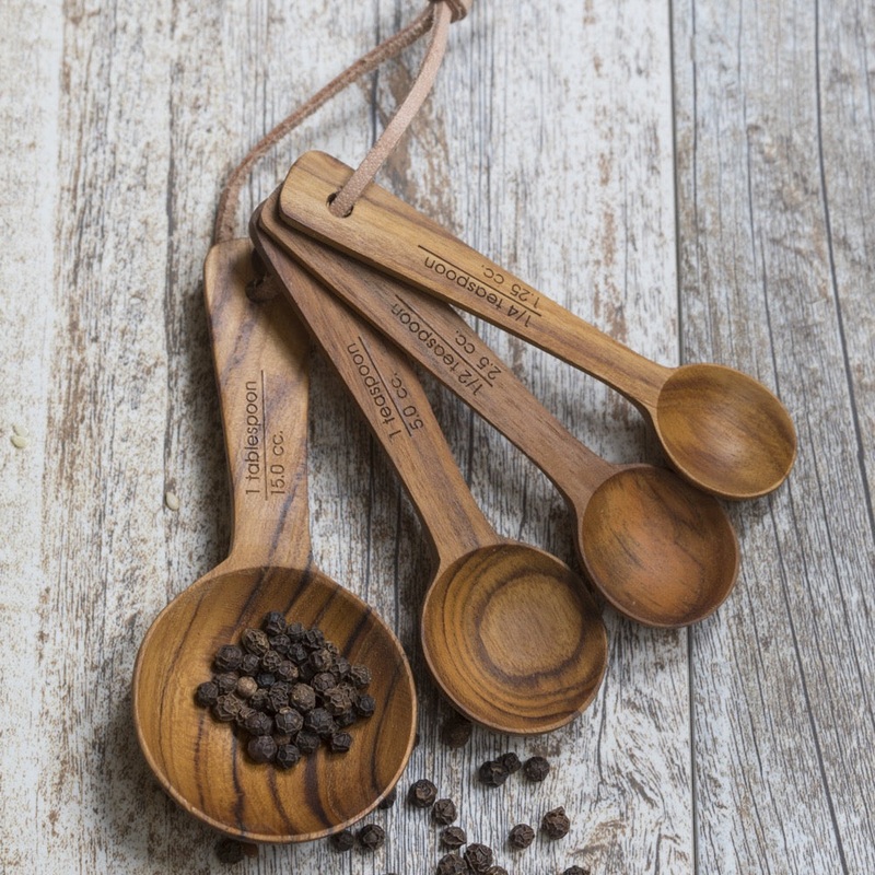 Teak Measuring Spoons Set