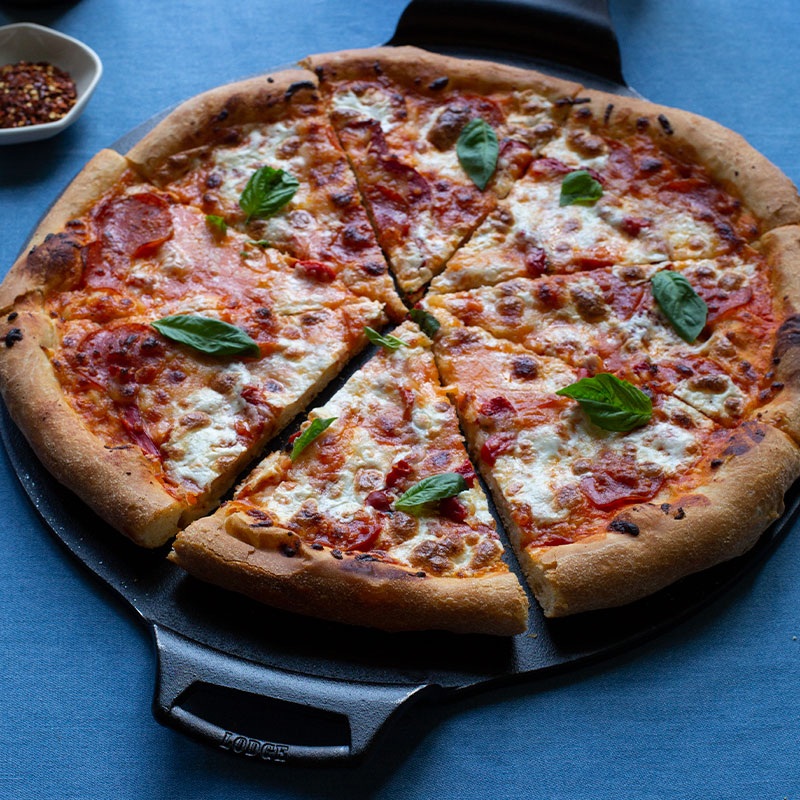 Seasoned Cast Iron Pizza Pan | 15 Inch