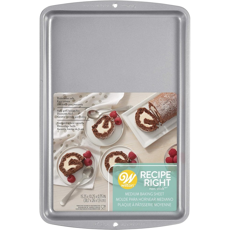 Wilton Medium Baking Sheet | 15.25"x10.25"