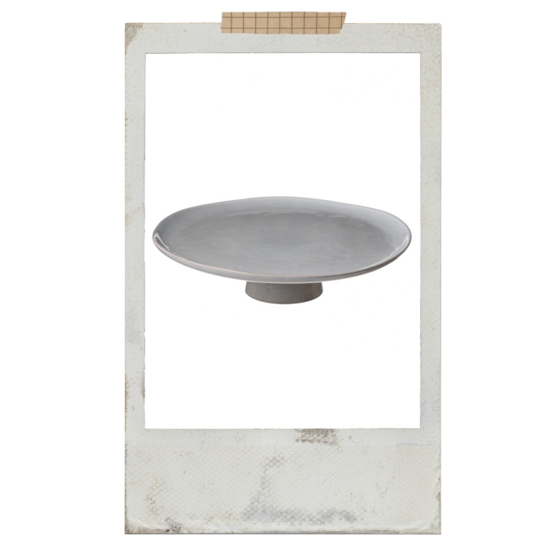 Svelte Stone Cake Stand