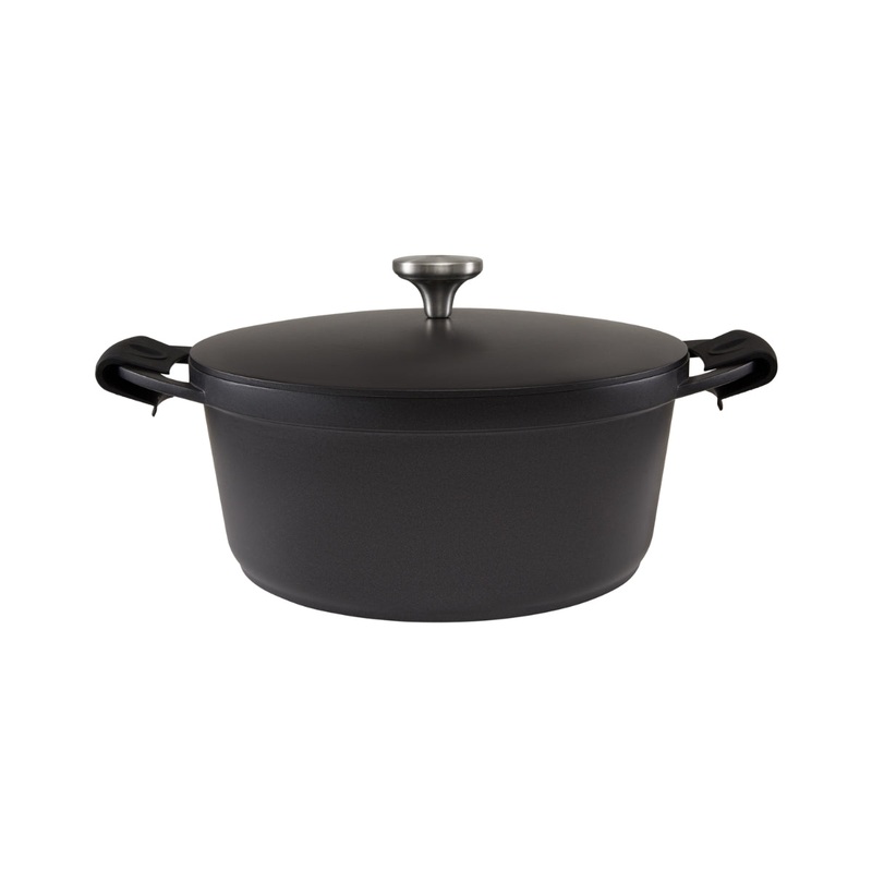 Cast Lite Non-Stick Casserole 28cm / 6.3L Black Gift Boxed