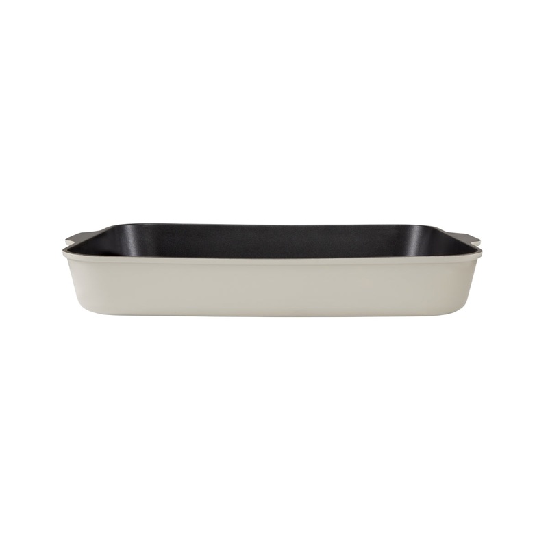 Cast Lite Non-Stick Roaster 38x28.4x5.5cm Ecru Gift Boxed
