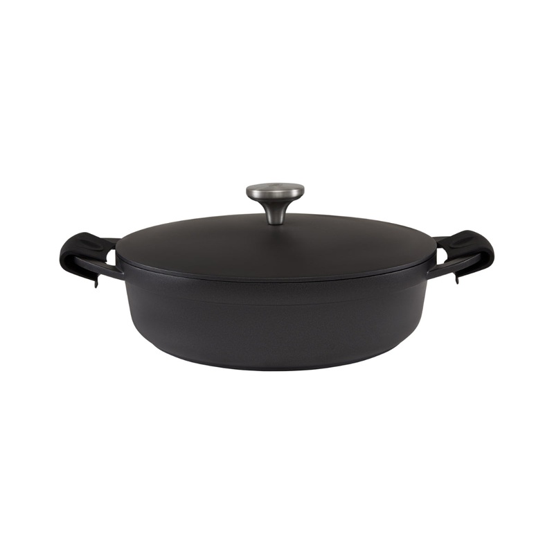 Cast Lite Non-Stick Shallow Casserole 28cm / 4L Black Gift Boxed