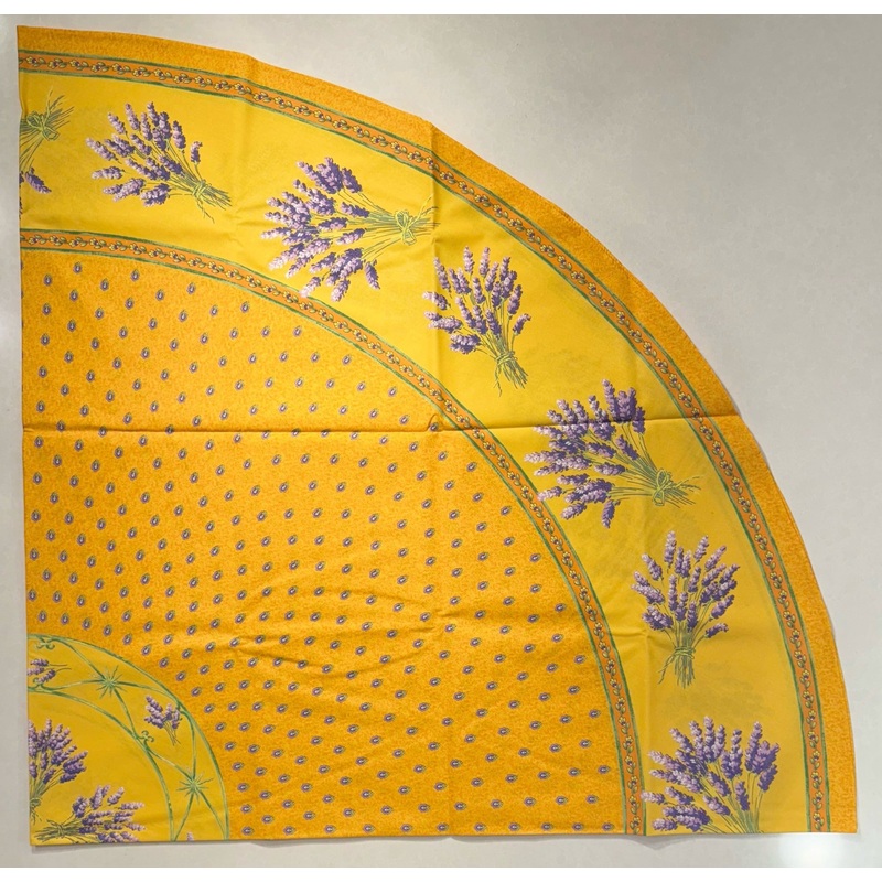 Le Cluny- Provence Lavender Yellow Tablecloth (70" Round)