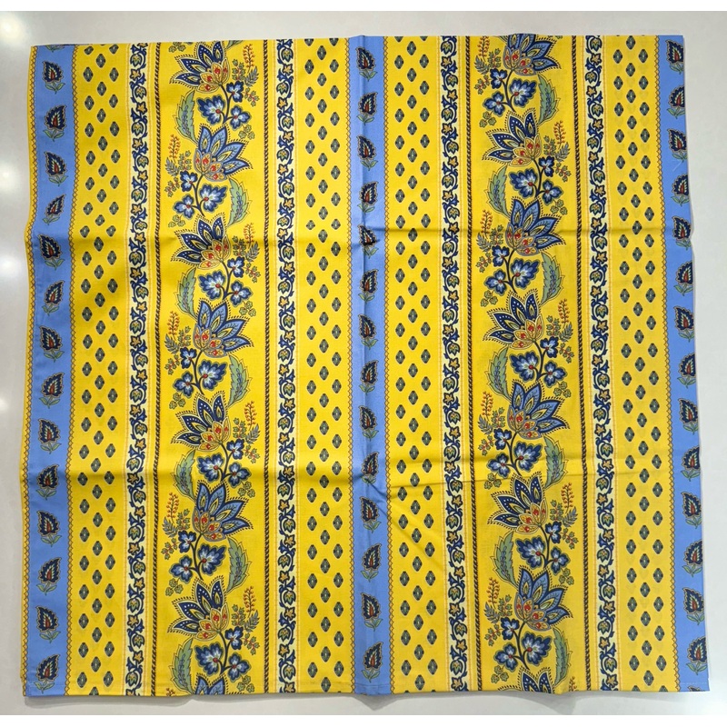 Le Cluny- Provence Lisa Yellow Tablecloth (58" Square)