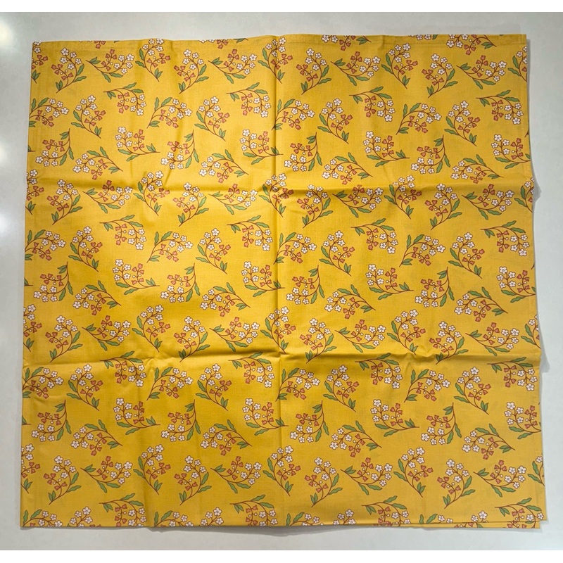 Le Cluny- Provence Petite Fleur Yellow Tablecloth (58" Square)