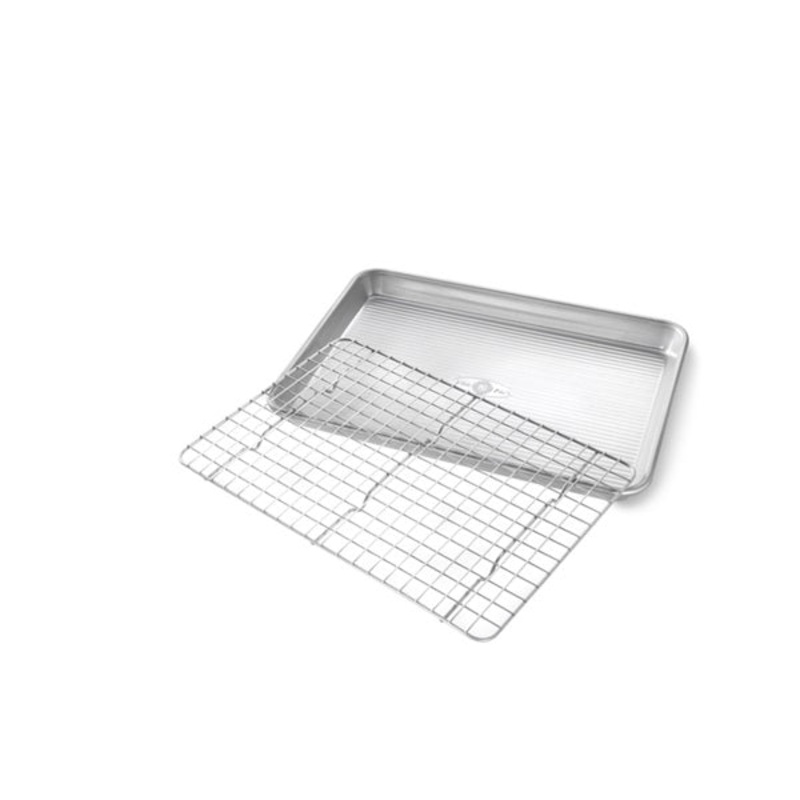 USA Pan Quarter Sheet Rack Set