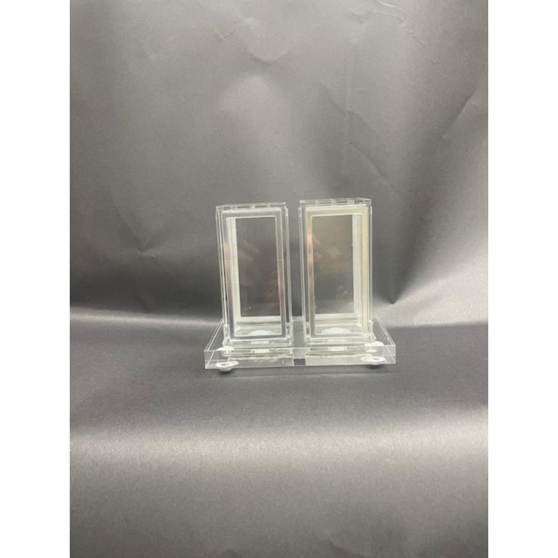 Majestic Giftware Acrylic Salt and Pepper on Base