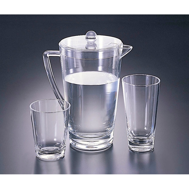 Huang Acrylics 2 1/2 Quart Pitcher