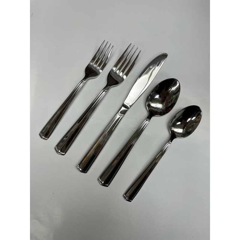Royal Doulton Spectrum 20 Piece Service for 4