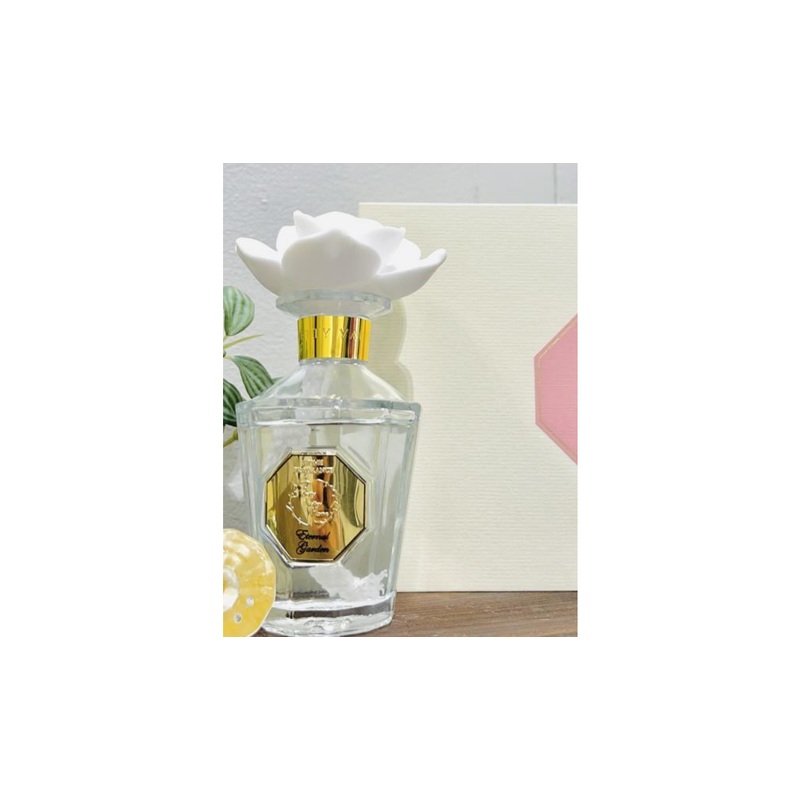 PVH Fragrance Diffuser with Ceramic Rose in Vintage Glass