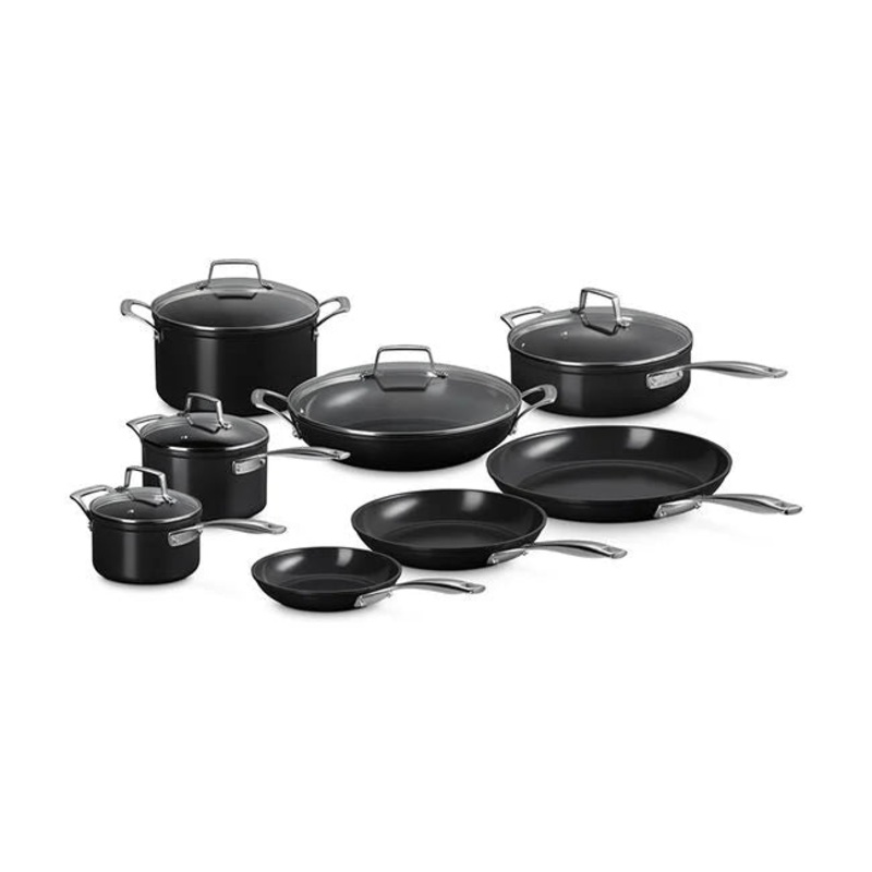 Le Creuset Essential Non-stick Ceramic 13-Piece Cookware Set