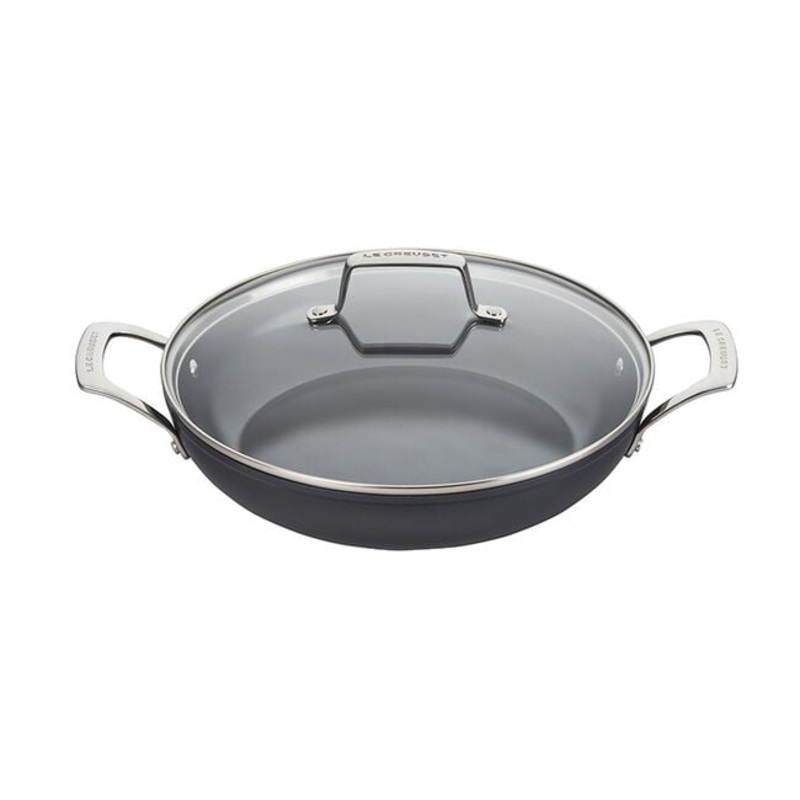 Le Creuset Essential Non-stick Ceramic Shallow Braiser with Glass Lid