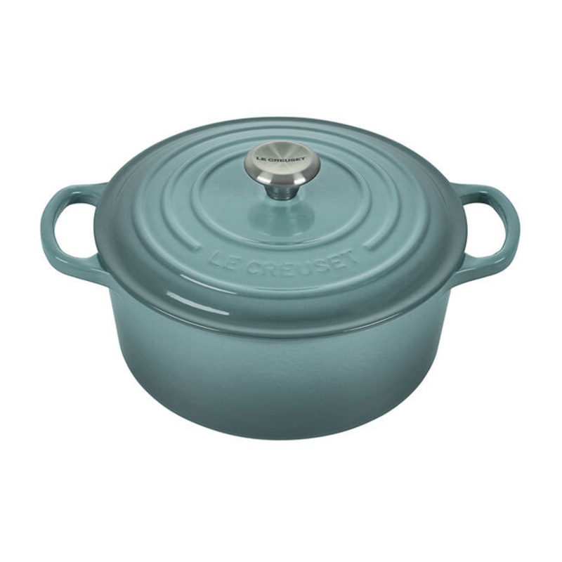 Le Creuset Round Dutch Oven 3 1/2 qt.