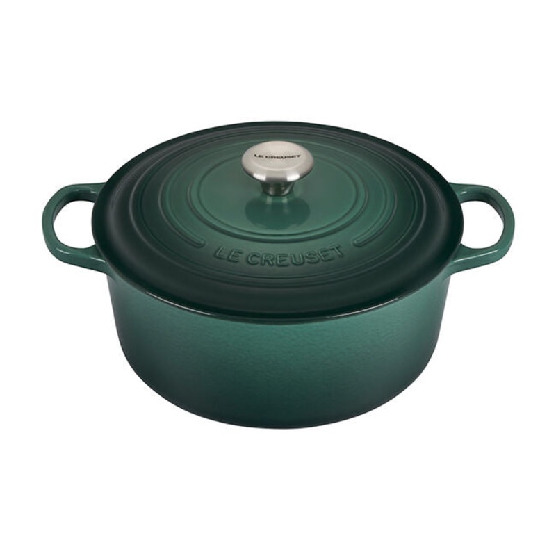 Le Creuset Round Dutch Oven 7 1/4 qt.