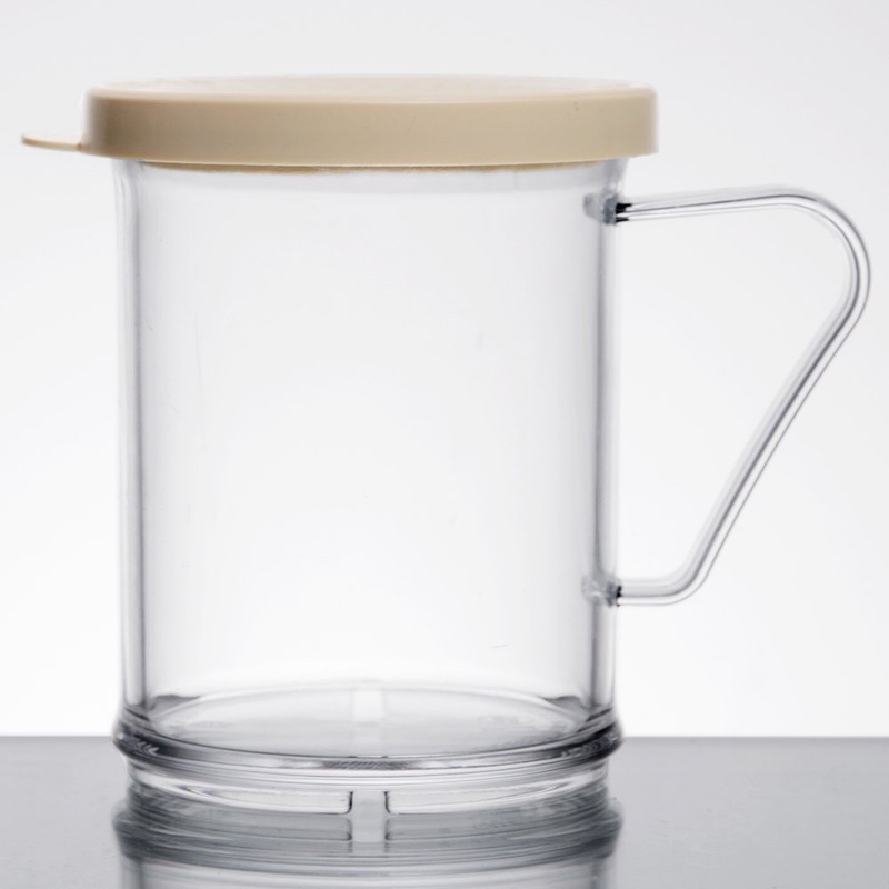 Cambro 10 oz. Polycarbonate Shaker w/ Beige Lid